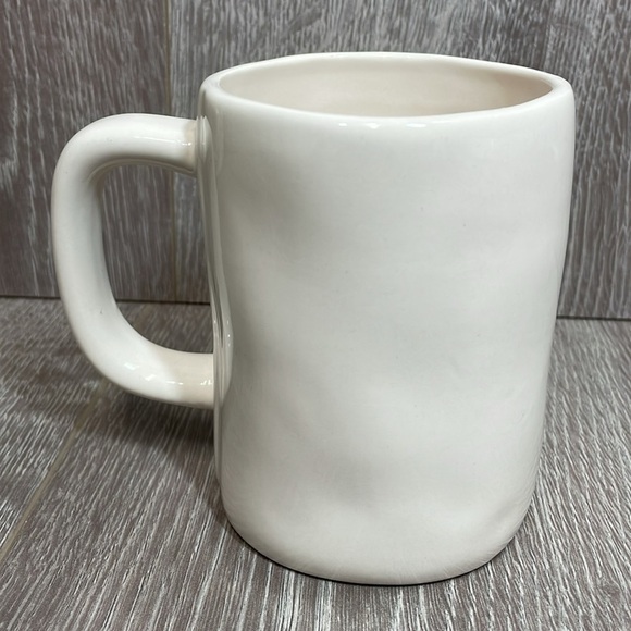 NWT Rae Dunn “BE BOLD” Ceramic Coffee Tea Mug - Picture 3 of 6